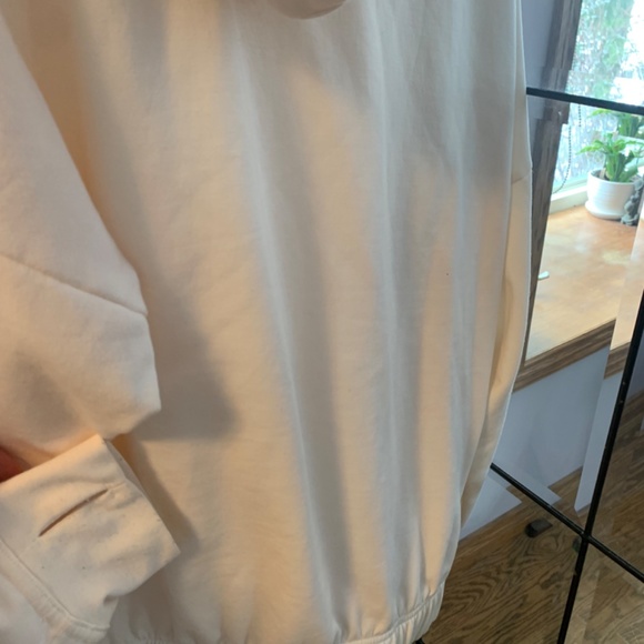 NWOT Free FWD | Cream Sweater - Picture 6 of 8